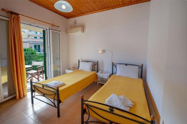 Arthur House Longos  Ngoại thất bức ảnh